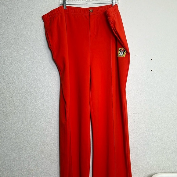 Disney Womens Plus Size 2X Wide Leg Red Orange Minnie Mouse High Rise Pants - Picture 2 of 14